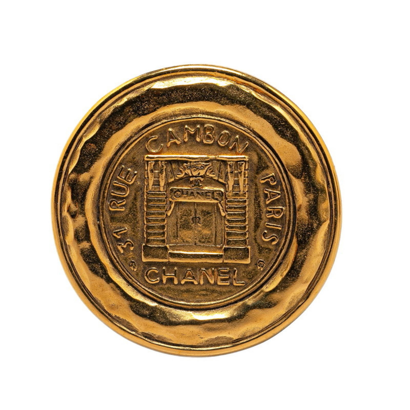 Chanel 31 Rue Cambon Gold Plated Vintage Women's Brooch: Chanel 31 Rue Cambon Gold Plated Vintage Women's Brooch This exquisite CHANEL 31 RUE CAMBON brooch is a timeless accessory that adds a touch of elegance to any outfit. Crafted with gold plating, it fe