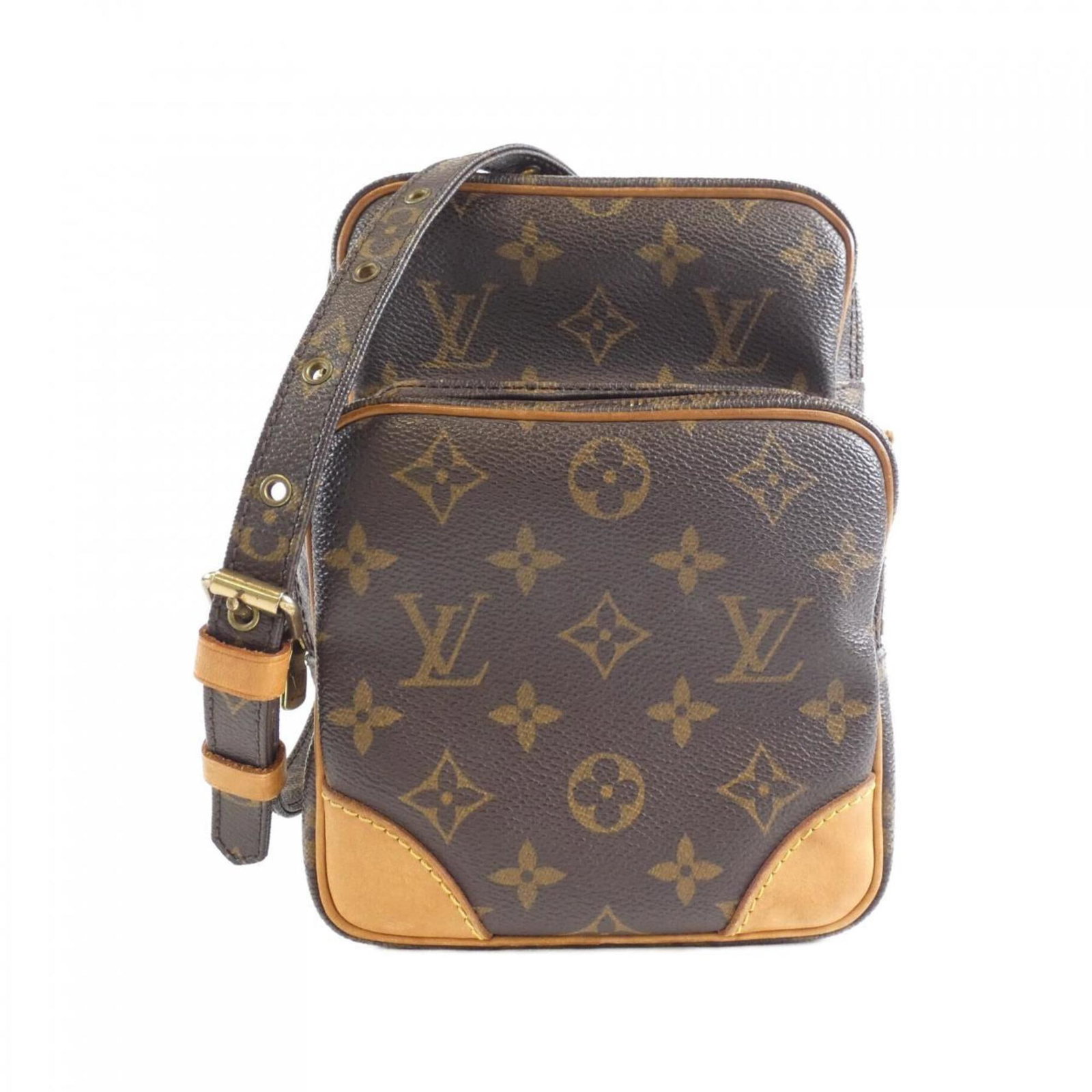 Louis Vuitton Monogram Amazon Shoulder Bag Marron for Women: Louis Vuitton Monogram Amazon Shoulder Bag Marron for Women Introducing the Louis Vuitton Monogram Amazon Shoulder Bag, a stylish accessory designed for women. Crafted from the iconic Monogram materia