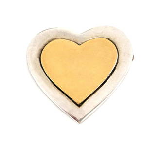 Tiffany & Co. Vintage Heart Brooch 18k Yellow Gold Sterling Silver: Tiffany & Co. Vintage Heart Brooch 18k Yellow Gold Sterling Silver This exquisite vintage heart brooch showcases the elegance of Tiffany & Co., beautifully crafted from 18k yellow gold and sterling si