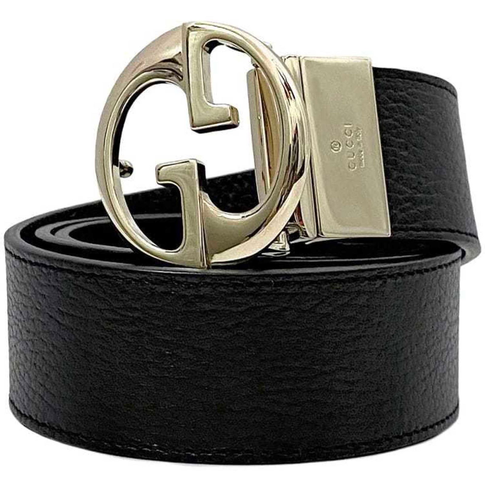 Gucci GG Reversible Leather Belt Black Dark Brown 40mm 72-81.5cm: Gucci GG Reversible Leather Belt Black Dark Brown 40mm 72-81.5cm This stunning Gucci belt features a reversible design with a sleek black and dark brown leather strap, perfect for both men and women.