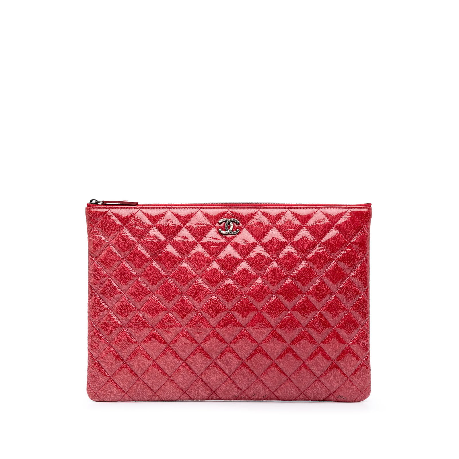 Chanel Red Large Quilted Patent O Case Clutch Bag: Chanel Red Large Quilted Patent O Case Clutch Bag This stunning Chanel Large Quilted Patent O Case Clutch showcases a luxurious quilted patent leather body in an eye-catching red color. It features a