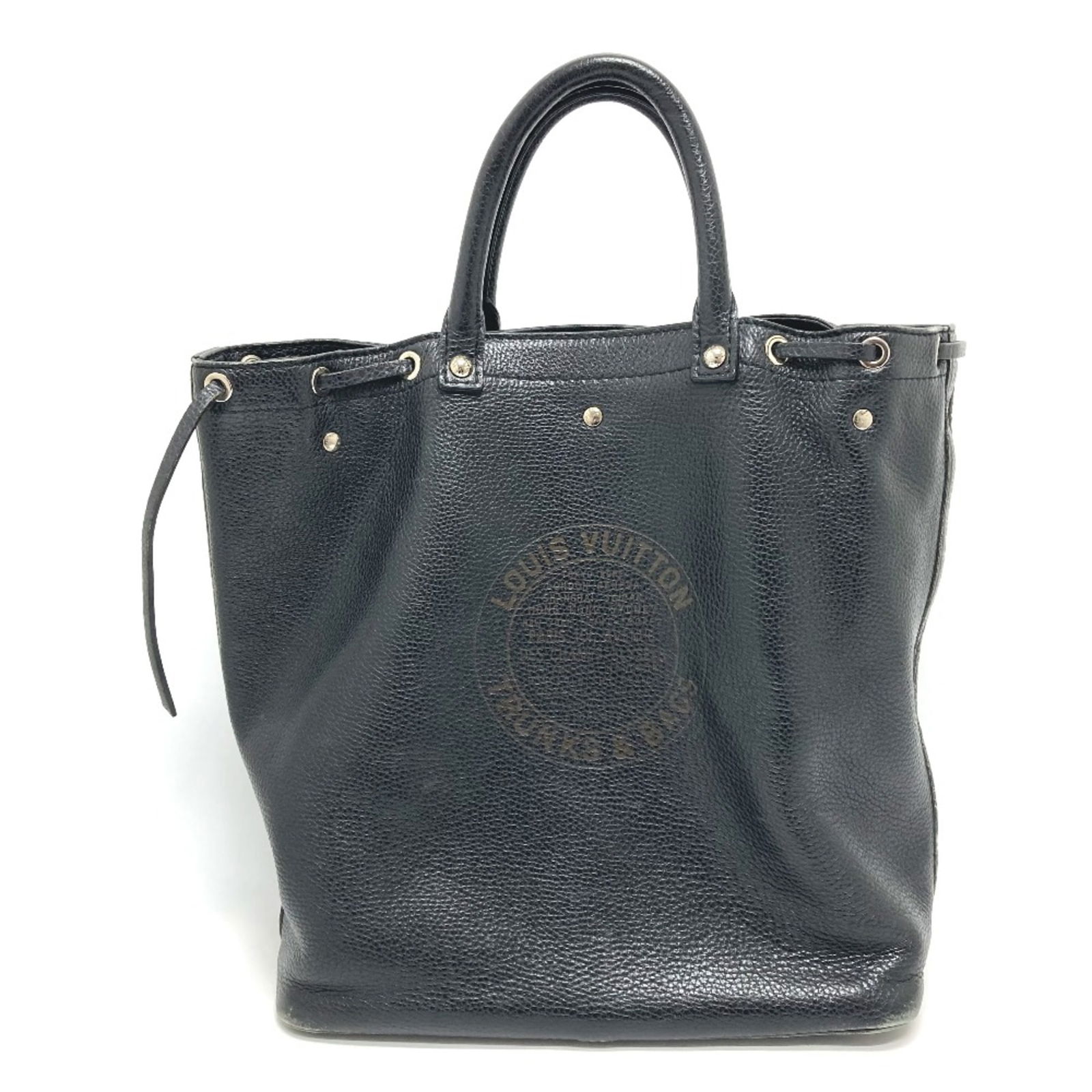 Louis Vuitton M95252 Noir Black Leather Tote Bag 31cm: Louis Vuitton M95252 Noir Black Leather Tote Bag 31cm Introducing the Louis Vuitton M95252 Tote Bag in elegant Noir Black, expertly crafted from premium leather. This stylish bag is designed for women