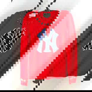 Gucci Women Red NY Yankees Wool Pullover Sweater: Gucci Women Red NY Yankees Wool Pullover Sweater Elevate your casual wardrobe with this stylish Gucci Women's NY Yankees Wool Red Sweater Pullover. Featuring a round neckline and long cap sleeves, thi