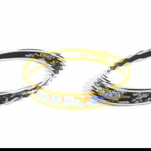 Hermes Cloisonne Enamel Bangle Bracelet Fan Design Black Blue Gold: Hermes Cloisonne Enamel Bangle Bracelet Fan Design Black Blue Gold This exquisite Hermes enamel bangle bracelet features a captivating fan design in a striking combination of black, blue, and gold. Cr