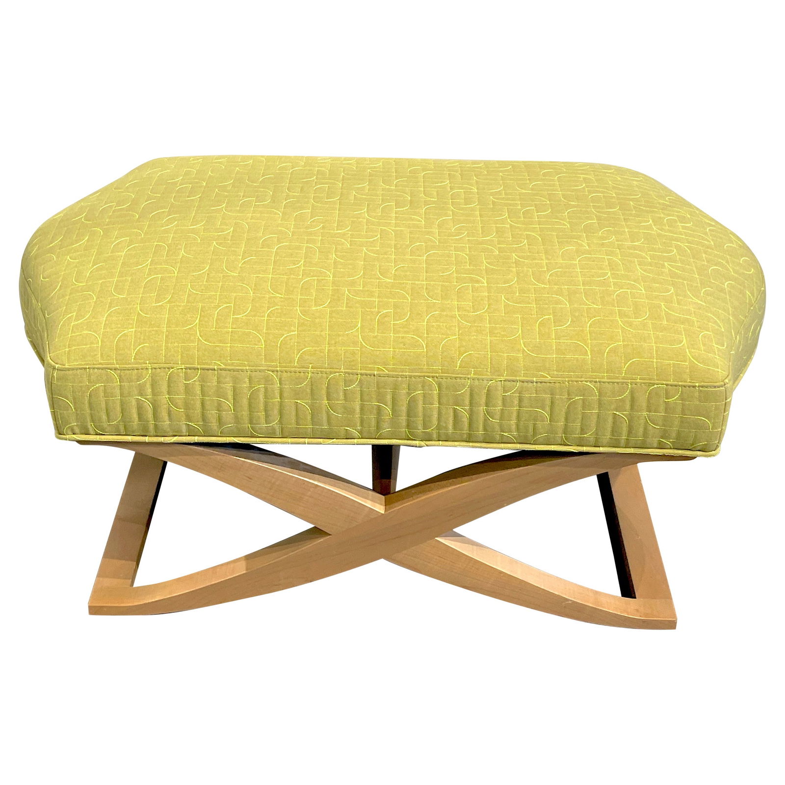 Donghia Versailles Blonde Wood Ottoman by John Hutton Italy 1990s: Donghia Versailles Blonde Wood Ottoman by John Hutton Italy 1990s This exquisite Donghia "Versailles" Blonde Wood Bench/Ottoman, designed by John Hutton, is a stunning addition to any modern space. Cr