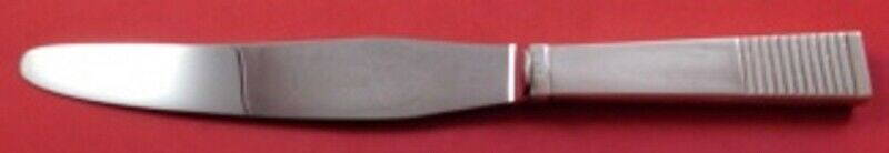 Georg Jensen Parallel Sterling Silver Dinner Knife 9 5/8": Georg Jensen Parallel Sterling Silver Dinner Knife 9 5/8" Add elegance to your dining experience with this stunning dinner knife from the Parallel pattern by Georg Jensen. Crafted from high-quality st