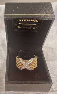 Elegant French 18K Yellow White Gold Diamond Ring 0.30ct Size 9.5: Elegant French 18K Yellow White Gold Diamond Ring 0.30ct Size 9.5 Discover the elegance of this exquisite French ring crafted from 18K yellow and white gold. This stunning piece, sized at 9.5, showcas