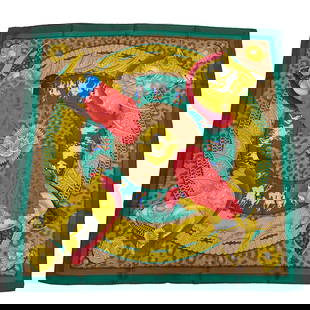 Hermes Carre 90 Green Silk Scarf Casques et Plumets Helmet Design 90cm: Hermes Carre 90 Green Silk Scarf Casques et Plumets Helmet Design 90cm This exquisite Hermes Carre 90 scarf features the unique CASQUES et PLUMETS design, showcasing a faceless helmet motif in a vibra