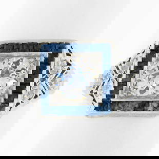 Antique Art Deco Platinum 1.42ctw Diamond Sapphire Engagement Ring: Antique Art Deco Platinum 1.42ctw Diamond Sapphire Engagement Ring Experience the elegance of this Antique Art Deco Engagement Ring, featuring a stunning combination of 1.42ctw of natural diamonds and