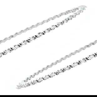 14k White Gold 2.33ct Round Diamond Tennis Bangle 7in USA 21st Century: 14k White Gold 2.33ct Round Diamond Tennis Bangle 7in USA 21st Century Exquisite modern diamond flexible tennis bracelet / bangle, by. This stunning flexible tennis bangle bracelet features a total of