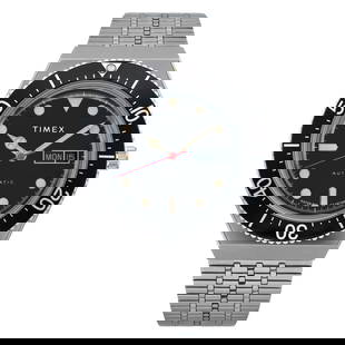 Timex-M79 Automatic 40mm Stainless Steel Black Dial Men's Watch TW2U78300ZV: Timex-M79 Automatic 40mm Stainless Steel Black Dial Men's Watch TW2U78300ZV Discover timeless elegance with the Timex-M79 Automatic Watch, a perfect accessory for any formal occasion. This wristwatch