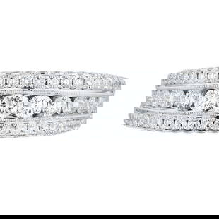 Rachel Koen 18K White Gold Pave Diamond Wedding Band 2.00cttw: Rachel Koen 18K White Gold Pave Diamond Wedding Band 2.00cttw This stunning Rachel Koen wedding band features a beautiful pave setting adorned with natural white diamonds, totaling 2.00cttw. Crafted i