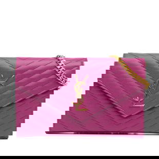 Saint Laurent Purple Grain De Poudre Chevron Monogram Wallet: Saint Laurent Purple Grain De Poudre Chevron Monogram Wallet Elevate your style with the Saint Laurent Grain De Poudre Chevron Monogram Envelope Chain Wallet. This chic wallet on chain is crafted from