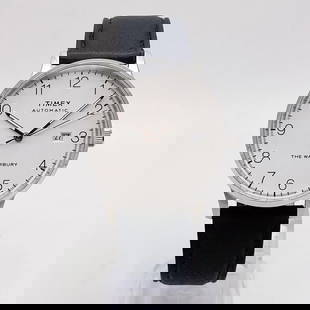 Timex Waterbury 40mm Automatic Men's Watch Stainless Steel White Dial: Timex Waterbury 40mm Automatic Men's Watch Stainless Steel White Dial The Timex Waterbury is a stylish and functional wristwatch designed for men. This automatic watch features a 40mm polished stainle