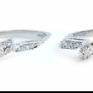 Rachel Koen 18K White Gold Diamond Engagement Ring 0.18 ct Adjustable Size 7: Rachel Koen 18K White Gold Diamond Engagement Ring 0.18 ct Adjustable Size 7 This stunning engagement ring by Rachel Koen features a beautiful band crafted from 18K white gold, adorned with sparkling