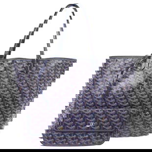 Goyard St. Louis PM Navy Tote Bag Coated Canvas: Goyard St. Louis PM Navy Tote Bag Coated Canvas This Goyard St. Louis PM Tote Bag in Navy is a stylish and versatile accessory ideal for casual occasions. Crafted from durable coated canvas, it featur