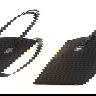 Celine Macadam Handbag PVC Leather Black Brown 24.5cm x 33cm Gold Hardware: Celine Macadam Handbag PVC Leather Black Brown 24.5cm x 33cm Gold Hardware Discover the elegant CELINE Macadam Pattern Handbag, crafted from durable PVC leather in a sophisticated blend of black and b