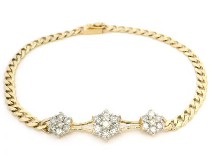 18k Yellow Gold 0.75ctw Diamond Curb Link Bracelet: 18k Yellow Gold 0.75ctw Diamond Curb Link Bracelet This exquisite 18k yellow gold bracelet features a stunning 0.75ctw diamond cluster design. The bracelet showcases a classic curb link style, perfect