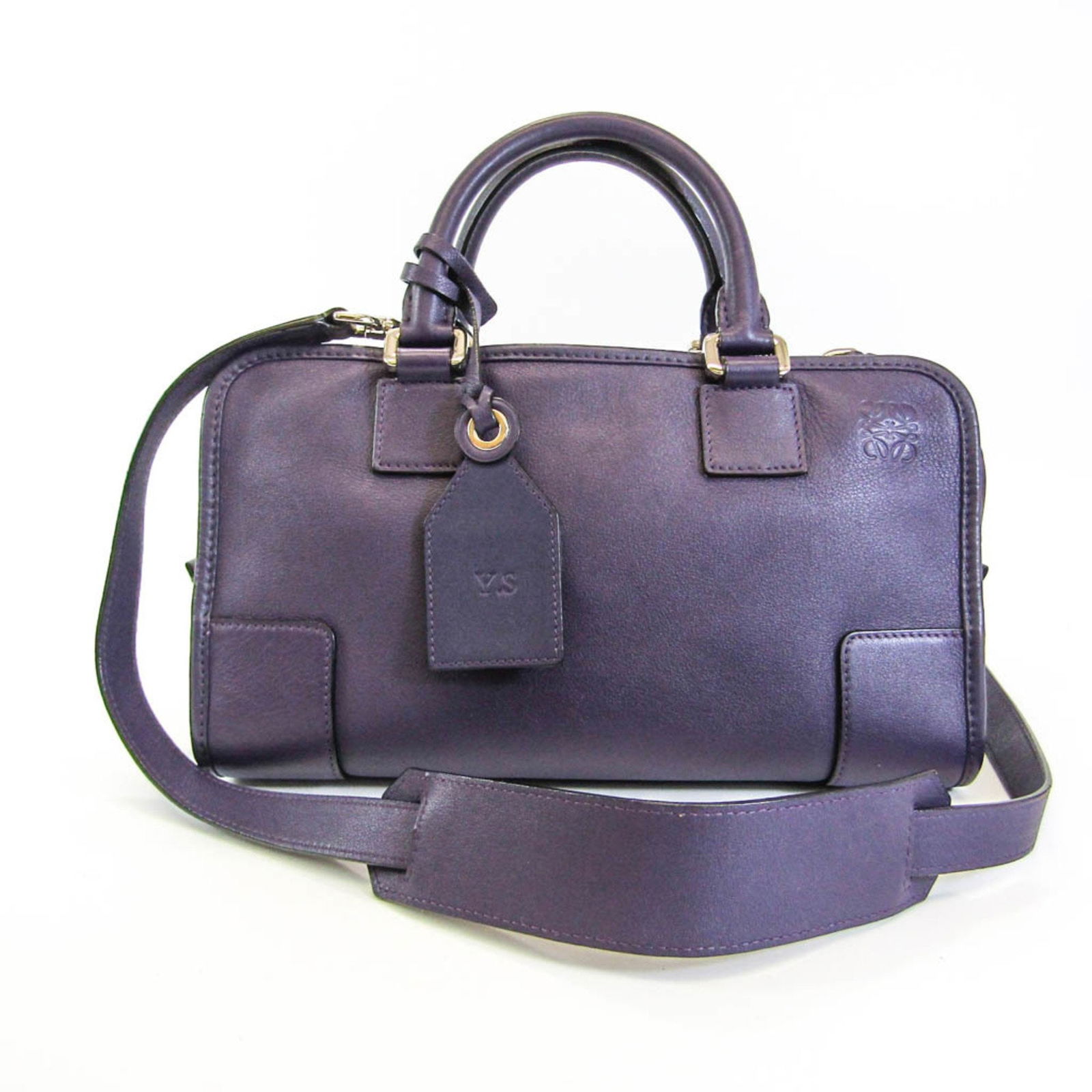 Loewe Amazona 352.30.N03 Purple Leather Handbag Shoulder Bag 16cm x 28.5cm x 14cm: Loewe Amazona 352.30.N03 Purple Leather Handbag Shoulder Bag 16cm x 28.5cm x 14cm This exquisite Loewe Amazona 352.30.N03 handbag is crafted from high-quality leather, showcasing a sophisticated purpl