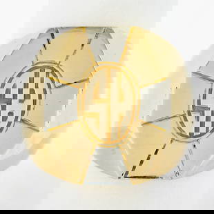 Vintage 14k Two Tone Gold Octagonal Signet Ring for Men: Vintage 14k Two Tone Gold Octagonal Signet Ring for Men This striking vintage men's signet ring showcases a unique octagonal design crafted from solid 14k two-tone gold. The polished finish enhances i