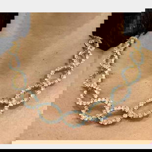 French 18K Yellow Gold Signed Diamond Necklace 89 Ct 319 Stones: French 18K Yellow Gold Signed Diamond Necklace 89 Ct 319 Stones This exquisite French necklace features a stunning array of 319 diamonds totaling approximately 89.00 carats, showcasing F-G color and V