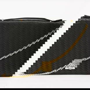 Celine Black Leather Chain Shoulder Bag 5.9 x 8.46 x 0.98: Celine Black Leather Chain Shoulder Bag 5.9 x 8.46 x 0.98 Elevate your style with the CELINE Chain Hand Shoulder Bag, a chic accessory for any woman's wardrobe. Crafted in Italy from high-quality leat