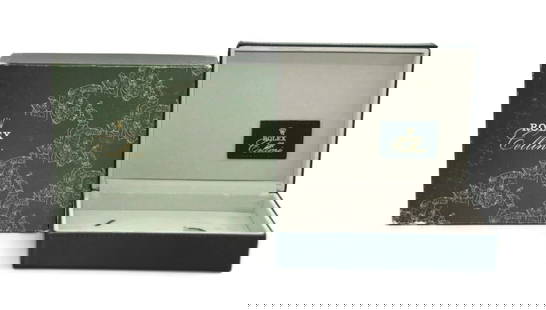 Rolex Cellini Vintage Presentation Box Green 6x5x2 Inches Authentic: Rolex Cellini Vintage Presentation Box Green 6x5x2 Inches Authentic This is a stunning vintage presentation box from Rolex, specifically designed for the Cellini watch. Crafted in an elegant green col