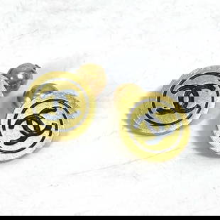 CHANEL 95P Bicolor CC Coco Mark Men's Cufflinks Black Gold Metal: CHANEL 95P Bicolor CC Coco Mark Men's Cufflinks Black Gold Metal Elevate your accessory collection with these CHANEL 95P CC Coco Mark Bicolor Cufflinks. Designed for men, these cufflinks feature a str
