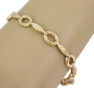 Aaron Basha 18k Yellow Gold Diamond Link Bracelet 0.20-0.30ct: Aaron Basha 18k Yellow Gold Diamond Link Bracelet 0.20-0.30ct Elevate your jewelry collection with this exquisite Aaron Basha Diamond 18k Yellow Gold Oval Bar Link Bracelet. This luxurious accessory f
