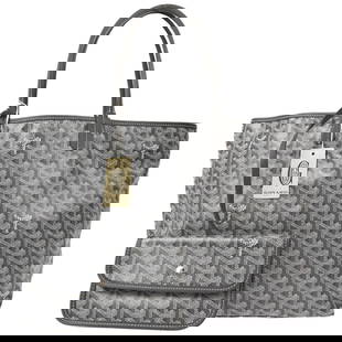 Goyard Gray St. Louis PM Tote Bag Coated Canvas Leather: Goyard Gray St. Louis PM Tote Bag Coated Canvas Leather The Goyard Gray St. Louis PM Tote Bag is a stylish and versatile accessory suitable for casual occasions. Crafted from coated canvas leather, th