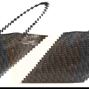 Goyard Saint Louis GM Black Coated Canvas Tote Bag for Women: Goyard Saint Louis GM Black Coated Canvas Tote Bag for Women Elevate your style with the Goyard Saint Louis GM Tote Bag, a luxurious accessory crafted from durable coated canvas in a classic black sha