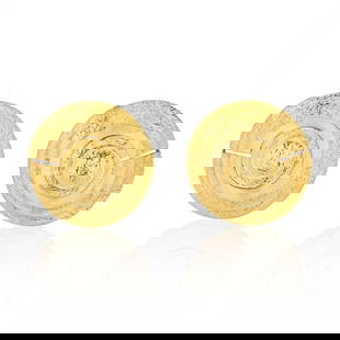 David Webb 18K Yellow Gold Beehive Clip Earrings 28mm: David Webb 18K Yellow Gold Beehive Clip Earrings 28mm Make a statement with these stunning David Webb 18K Yellow Gold Beehive Shield Clip Earrings. Crafted from solid 18K yellow gold, these earrings f