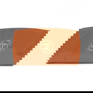 Chanel Coco Mark Orange Enamel Patent Leather Long Wallet 4.92 x 8.66: Chanel Coco Mark Orange Enamel Patent Leather Long Wallet 4.92 x 8.66 Elevate your accessory collection with this Chanel Coco Mark Round Long Wallet, crafted from luxurious enamel patent leather in a