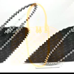 Louis Vuitton M44961 Monogram 2WAY Brown Shoulder Handbag 24cm x 36.5cm: Louis Vuitton M44961 Monogram 2WAY Brown Shoulder Handbag 24cm x 36.5cm This stylish Louis Vuitton Monogram shoulder bag (Model: M44961) is designed for the modern woman. Crafted from high-quality mat