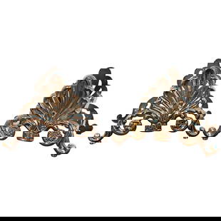 Set of 2 French Silver Plated Neoclassical Knife Rests: Set of 2 French Silver Plated Neoclassical Knife Rests Enhance your dining experience with this exquisite pair of French silver plated neoclassical knife rests. Each knife rest is designed to elegantl