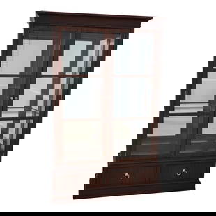 Ethan Allen Mahogany Bookcase 51 x 19 x 80.5 Lighted Silver Hardware: Ethan Allen Mahogany Bookcase 51 x 19 x 80.5 Lighted Silver Hardware Showcase your collection with this stunning Ethan Allen Modern Design Mahogany Bookcase. Crafted from high-quality mahogany, this b