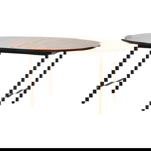 Paul McCobb Calvin Walnut Oval Dining Table 62" x 40": Paul McCobb Calvin Walnut Oval Dining Table 62" x 40" This exquisite mid-century modern walnut dining table, designed by Paul McCobb for Calvin Furniture, features a sleek oval shape complemented by a