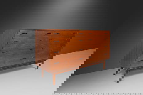 Arne Vodder Teak Eight Drawer Dresser Denmark 1960s Mid Century Modern: Arne Vodder Teak Eight Drawer Dresser Denmark 1960s Mid Century Modern Experience the elegance of Danish Minimalist design with this Mid Century Modern Eight Drawer Dresser crafted from exquisite teak