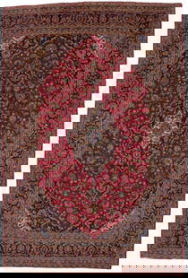 Vintage Handmade Oriental Rug 8'5 x 12'7 Geometric Design Wool: Vintage Handmade Oriental Rug 8'5 x 12'7 Geometric Design Wool Discover the beauty of this semi-antique handmade Oriental rug, featuring a classic geometric design that will enhance the ambiance of an