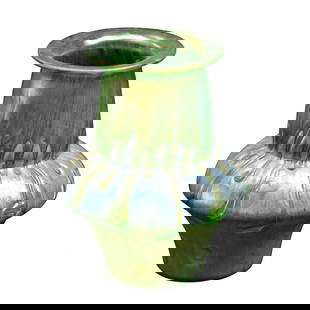 Austrian Loetz Iridescent Art Glass Vase 1900-1925: Austrian Loetz Iridescent Art Glass Vase 1900-1925 This exquisite art vase exemplifies the stunning craftsmanship of Austrian or Loetz glass, showcasing a beautiful iridescent finish complemented by a