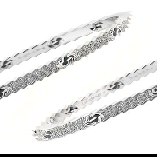 Cartier Love Bracelet 18k White Gold Black Ceramic 240 Diamonds 2.40ct Size 19: Cartier Love Bracelet 18k White Gold Black Ceramic 240 Diamonds 2.40ct Size 19 Introducing the iconic Cartier Love Bracelet, a perfect blend of elegance and contemporary design. This original bracelet