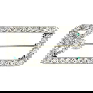 Antique Art Deco Platinum Diamond Emerald Geometric Brooch Pin 2.25ct: Antique Art Deco Platinum Diamond Emerald Geometric Brooch Pin 2.25ct This exquisite Antique Art Deco brooch pin features a stunning geometric design crafted from platinum and white gold. It showcases