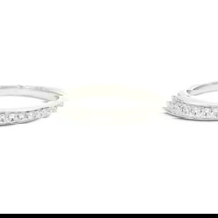 18k White Gold 0.24ctw Pave Diamond Wedding Band Ring Size 5.5: 18k White Gold 0.24ctw Pave Diamond Wedding Band Ring Size 5.5 This exquisite wedding band ring is crafted from 18k white gold and features a stunning pave setting adorned with natural round diamonds.