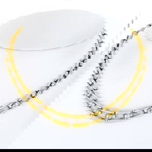 David Webb Platinum 18K Yellow Gold Diamond Link Necklace 2.5 Cts: David Webb Platinum 18K Yellow Gold Diamond Link Necklace 2.5 Cts This exquisite David Webb necklace features an elegant design crafted from a combination of platinum and 18K yellow gold. The necklace