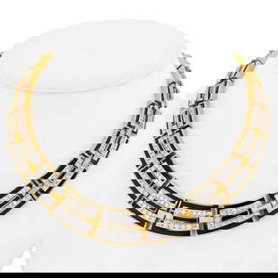 David Webb Parthenon Necklace 18K Gold Platinum Black Enamel 10 Cts Diamonds: David Webb Parthenon Necklace 18K Gold Platinum Black Enamel 10 Cts Diamonds Discover the elegance of the David Webb Manhattan Minimalism Parthenon Black Enamel Necklace. Crafted from a luxurious comb