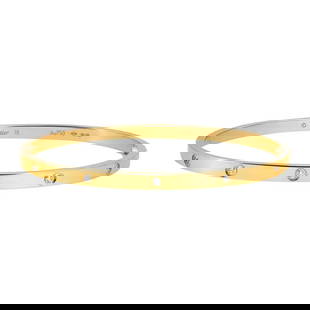 Cartier Love Bracelet 10 Diamonds 18K Yellow Gold Small Model: Cartier Love Bracelet 10 Diamonds 18K Yellow Gold Small Model This exquisite Cartier Love Bracelet showcases a stunning design crafted in 18K yellow gold. The small model features a total of 10 natura