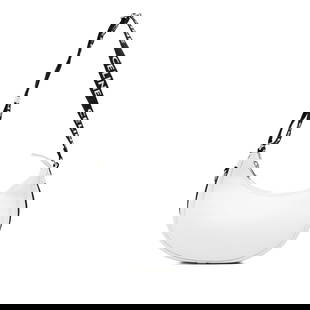 Celine Medium Ava Shoulder Bag Smooth Calfskin White Leather: Celine Medium Ava Shoulder Bag Smooth Calfskin White Leather Discover the elegance of the Medium Smooth Calfskin Ava Shoulder Bag, crafted from luxurious smooth calf leather. This stylish bag features