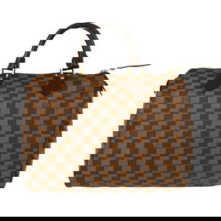 Louis Vuitton Speedy 30 Damier Handbag N41531 Vintage Duffle: Louis Vuitton Speedy 30 Damier Handbag N41531 Vintage Duffle This vintage Louis Vuitton Damier Speedy 30 handbag showcases a stylish and functional design, perfect for everyday use. Crafted from high-