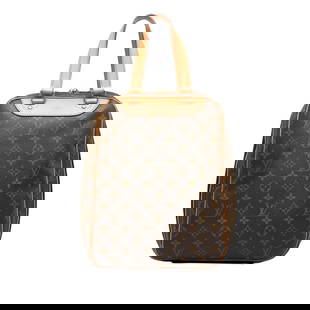 Louis Vuitton Monogram Excursion Handbag M41450 Brown PVC Leather 31cm x 23cm x 11cm: Louis Vuitton Monogram Excursion Handbag M41450 Brown PVC Leather 31cm x 23cm x 11cm This Louis Vuitton Monogram Excursion Handbag is a stylish accessory crafted from durable PVC leather in a rich bro