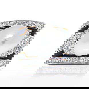 David Webb Pearl Diamond Black Enamel Ring Platinum 18K Gold: David Webb Pearl Diamond Black Enamel Ring Platinum 18K Gold This exquisite David Webb ring combines luxurious materials and striking design. Crafted from a blend of platinum and 18K yellow gold, this
